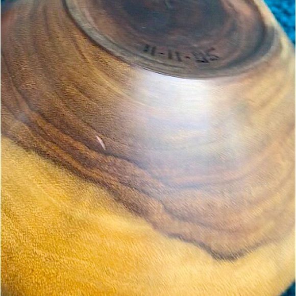 Handmade Cherry Wood Bowl - Picture 9 of 16